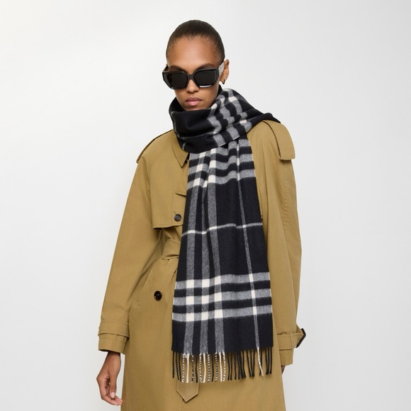 Burberry Accessories - Burberry Scarf